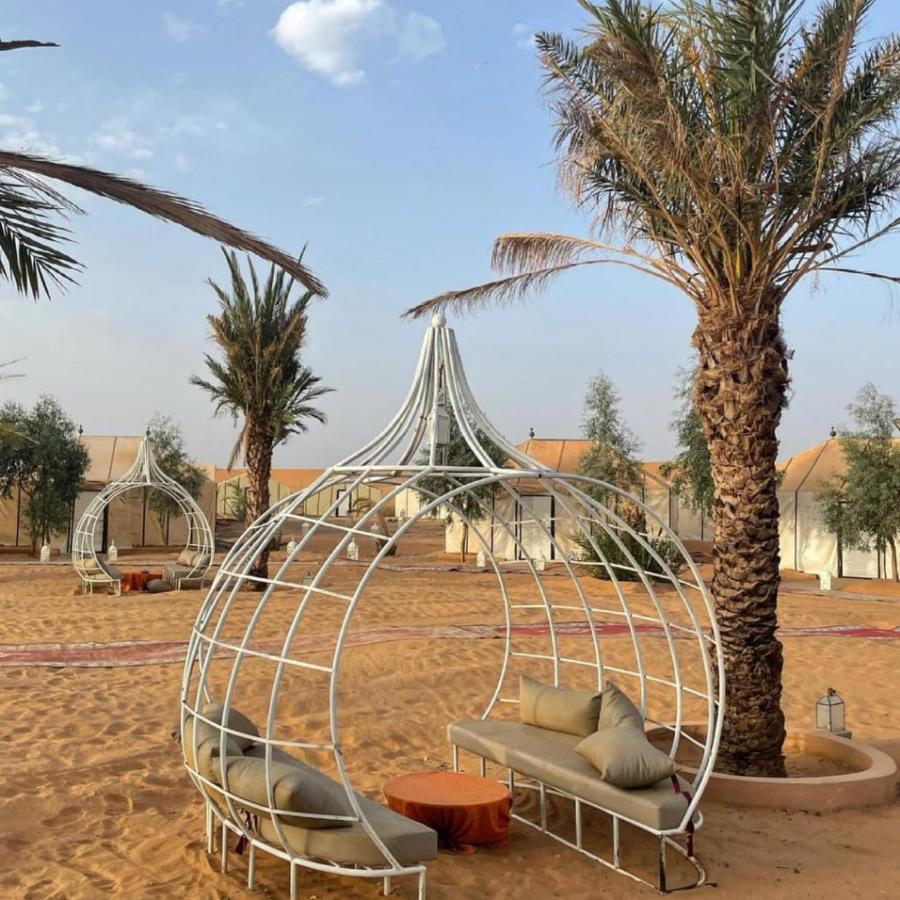Отель Royal Luxury Cafe Du Sud Мерзуга Экстерьер фото