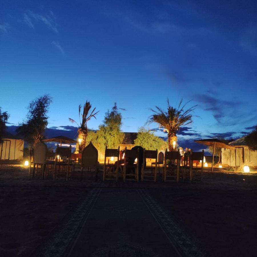 Отель Royal Luxury Cafe Du Sud Мерзуга Экстерьер фото