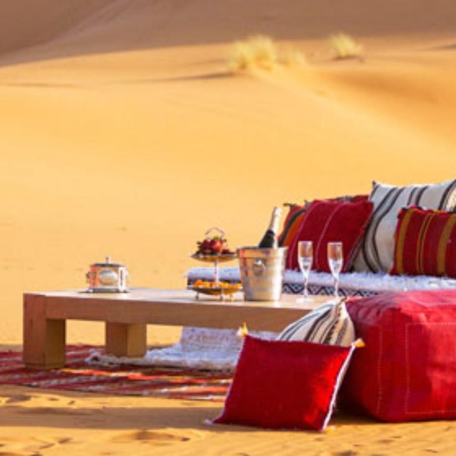 Отель Royal Luxury Cafe Du Sud Мерзуга Экстерьер фото