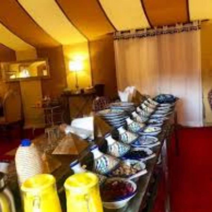 Отель Royal Luxury Cafe Du Sud Мерзуга Экстерьер фото